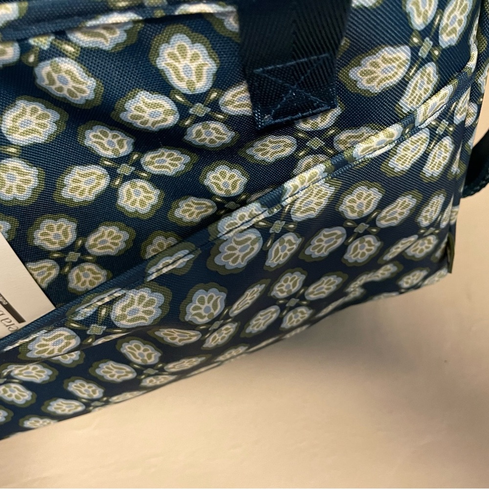 Vera Bradley Everything Organizer Tote for Travel, Crafts, Stroller, Car NEW - Picture 5 of 7